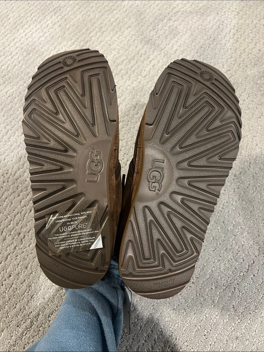 NWT UGG Kids' Neumel II Waterproof Boot Size 5